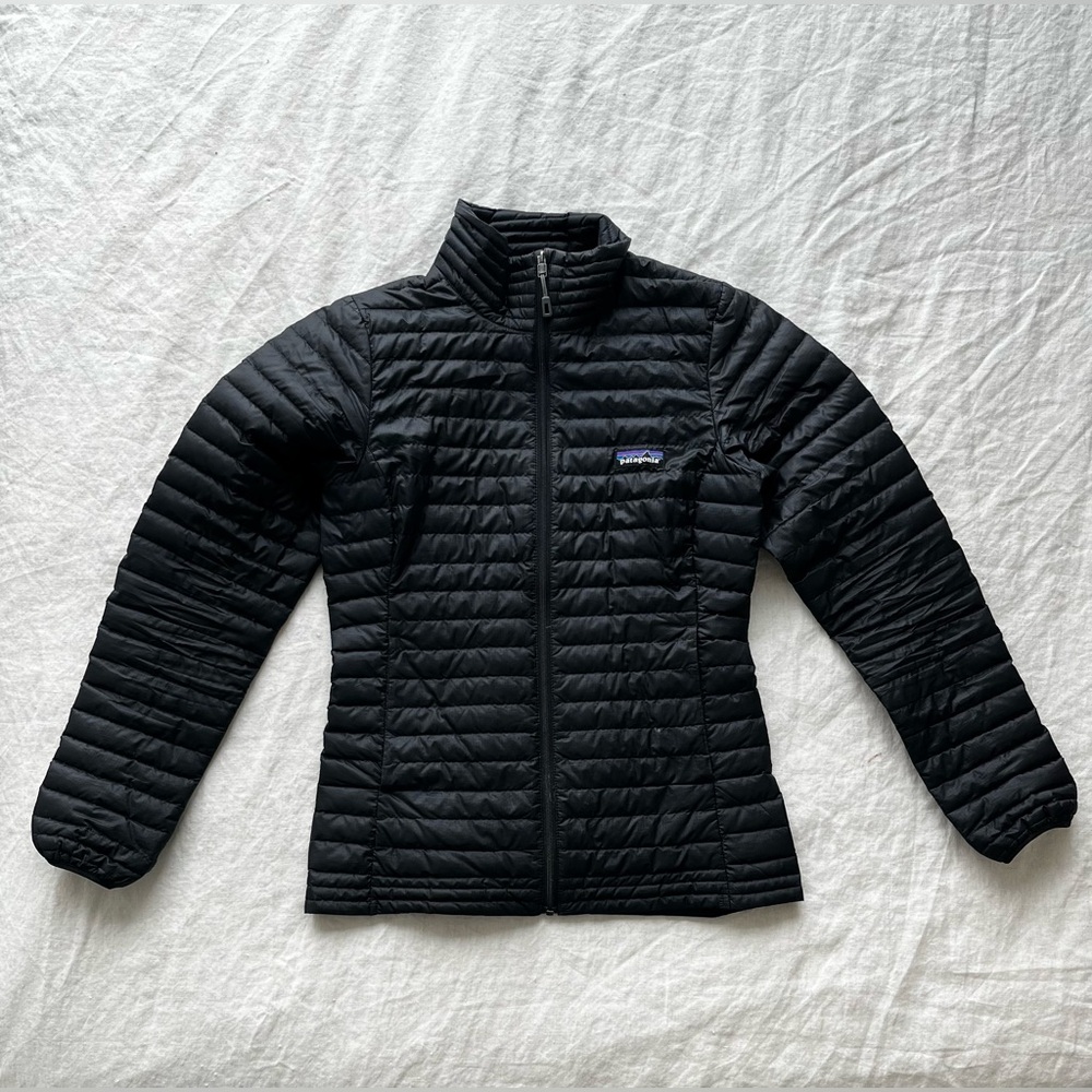 Patagonia Micro Puff Women’s Jacket - Fall and Winter Coat - Black XS